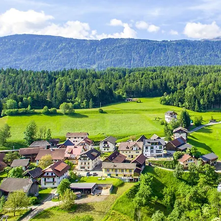 Daszimmermann Fruehstueckspension * Passriach