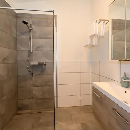 Daszimmermann Fruehstueckspension * Passriach